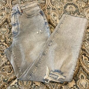 Destructed straight leg jeans